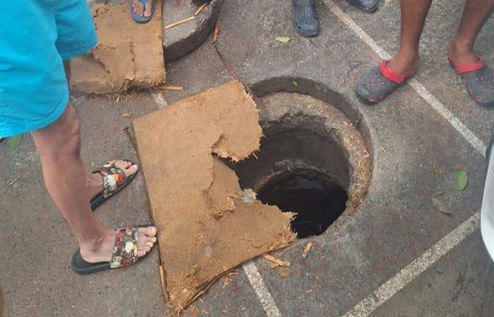 Delhi માં તંત્રનું ભોપાળુંઃ ખુલ્લી ગટરને પૂંઠાથી ઢાંકી, પગ મૂકતાં જ સાત વર્ષનું બાળક ગરકાવ