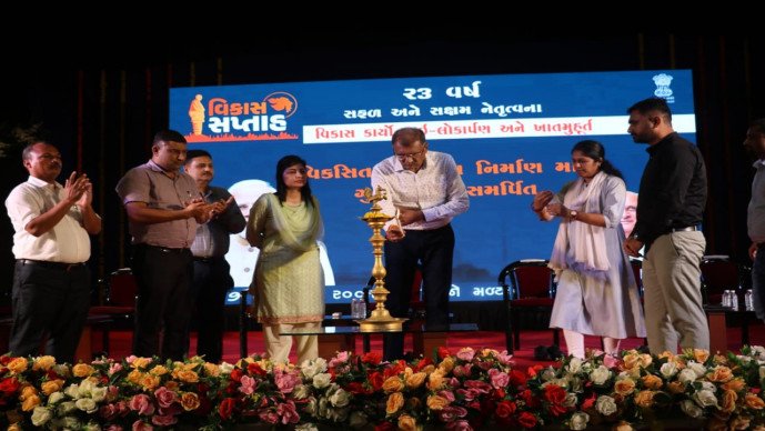 Veraval: રામ મંદિર ખાતે રૂા.32 કરોડના વિકાસના કાર્યોનું લોકાર્પણ ખાતમુહૂર્ત