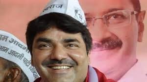 BJP આપના ધારાસભ્ય નરેશ બાલ્યાન પર ગુંડાઓ સાથે વાત કરવાનો અને ખંડણીનું રેકેટ ચલાવવાનો આરોપ લગાવ્યો