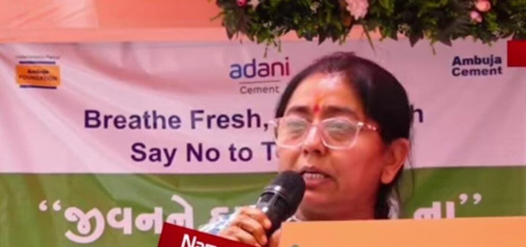 Gir Somnath હજારો બહેનોને આત્મનિભૅર કરનાર અગ્રણી મોતીબેન ચાવડા ચાલુ ભાષણે રડી પડ્યા