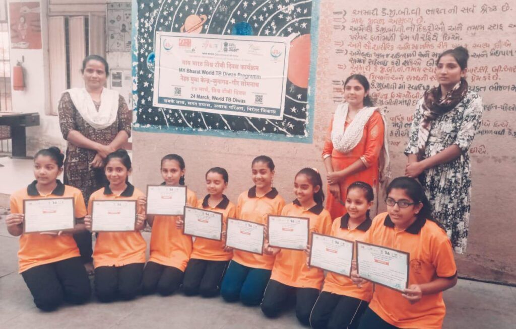 Kodinar:કસ્તુરબા બાલિકા વિદ્યાલય અરણેજ મુકામે વિશ્વ ટી.બી દિવસ વિશે સમજ અપાઈ