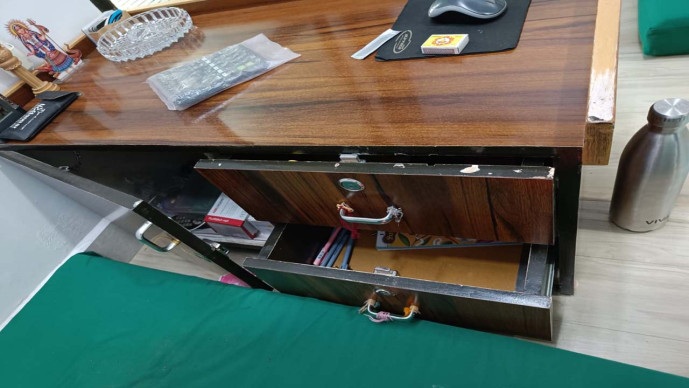 Dhoraji ના જુનાગઢ રોડ પર આવેલ 1ર જેટલા કારખાનાઓમાં ત્રાટકી તસ્કરો મોટો હાથફેરો