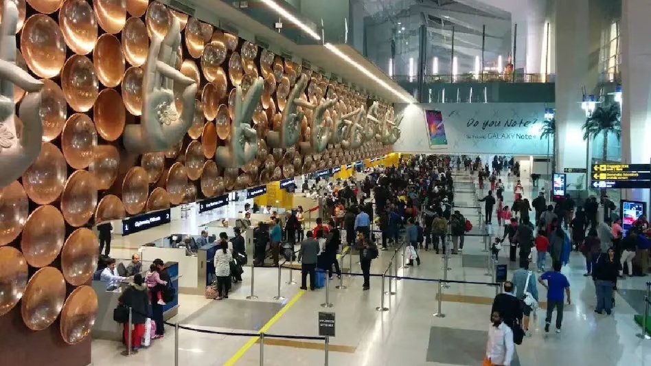 Delhi Airport પર ATC માં ક્ષતિ : વિમાની સેવા ખોરવાઈ