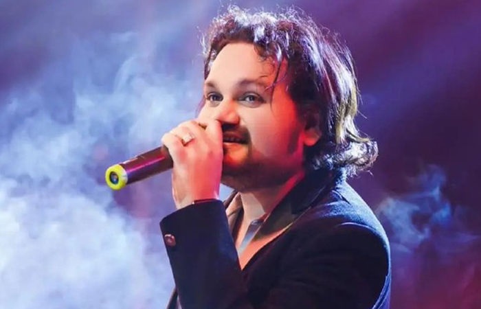 જાણીતા સિંગરનું 34 વર્ષની વયે નિધન થતાં ફેન્સ સ્તબ્ધ!