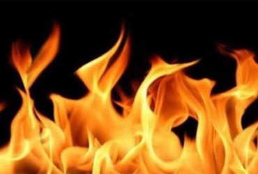 Okha; લગ્નજીવનના વિવાદમાં હચમચાવનારી ઘટના; યુવકે સળગતી હાલતમાં પત્ની સાથે બાથ ભીડી