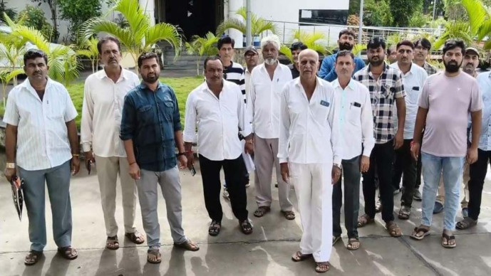 Rajkot:રાજયભરનાં વેપારીઓ દ્વારા રાજીનામાનો ઢગલો કરી દેવા ચિમકી