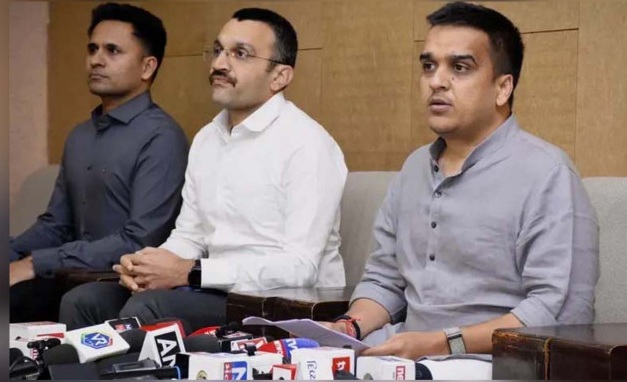 Cyber slavery racket : નીલ વધુ 1000 ને વિદેશમાં મોકલવાનો હતો