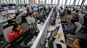 સેવા ક્ષેત્રના પીએમઆઈમાં ઘટાડો, છતાં ક્ષેત્રમાં વૃદ્ધિની ગતિ જળવાઈ…!!