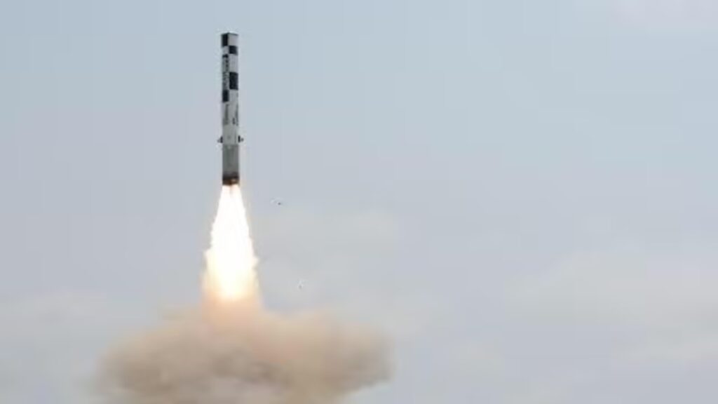 Brahmos Supersonic ક્રુઝ મિસાઈલનું સફળ પરિક્ષણ : ચીન ફફડયું