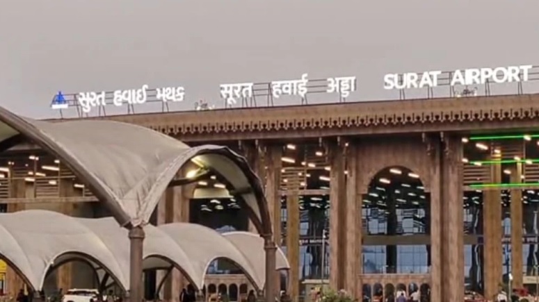 Surat એરપોર્ટ પર મોટી વિમાન દુર્ઘટના ટળી, ૧૪૦ કિમીની ઝડપે ઇન્ડિગો ફ્લાઇટના ટાયર રનવે પર ઘસડાયા