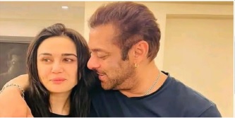 Salman Khanએ પ્રીતિ ઝિન્ટાના પંજાબ કિંગ્સને અભિનંદન આપ્યા, ચાહકોએ ભાઈજાનના ૧૨ વર્ષ જૂના ટ્વીટને યાદ કર્યું