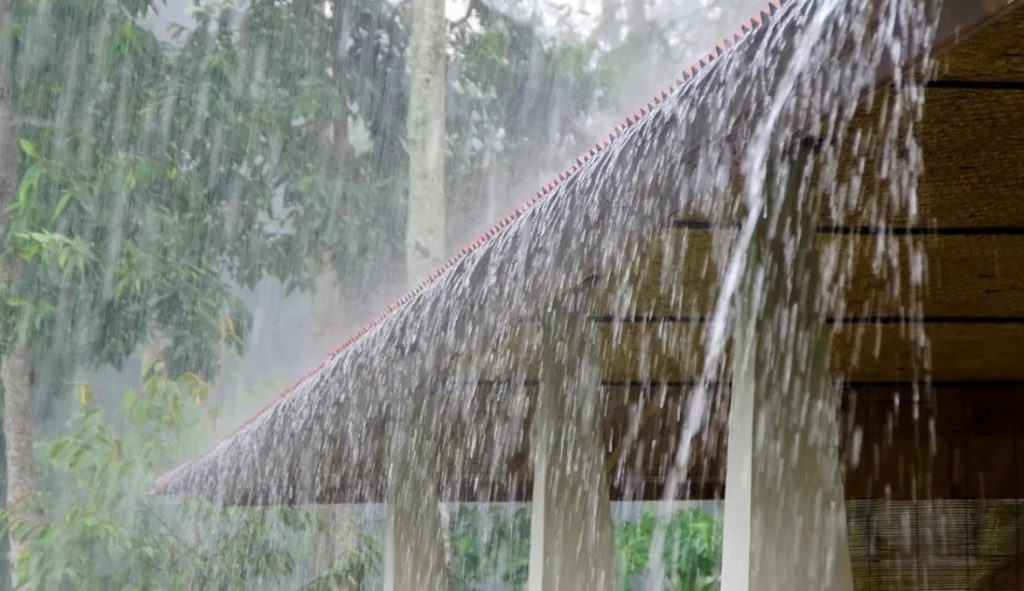 Pre-monsoon rain: મુંબઇમાં એક કલાકમાં ધોધમાર 3 ઇંચ
