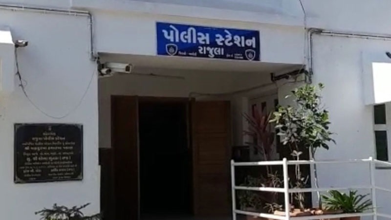 Rajula તથા હીડોરંણા વિસ્તારમા ટ્રકમાથી બેટરી ચોરીનો ગુન્હાનો ભેદ ઉકેલાયો