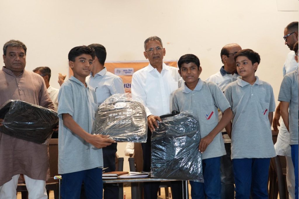 Rajkot: ધારાસભ્ય રમેશ ટીલાળાની ઉપસ્થિતિમાં પ્રગતિનો પ્રવેશોત્સવ-૨૦૨૬નો ઉત્સાહભેર પ્રારંભ