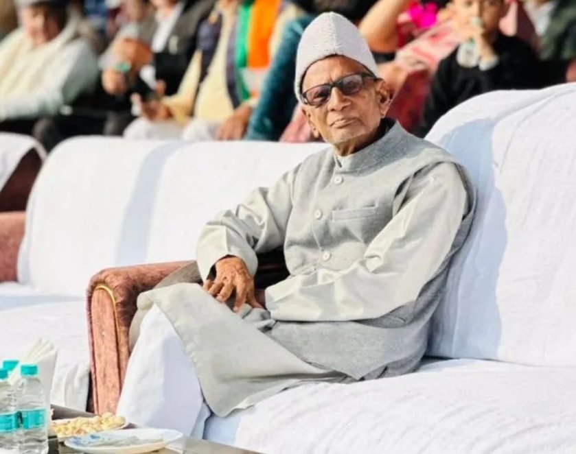 Samajwadi Party ના સૌથી વૃદ્ધ ધારાસભ્ય અલમાબાદીનું અવસાન, આઝમગઢ બેઠક પર પાંચ વખત જીત્યા
