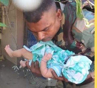 Indian Army એ પીડિતોનો હાથ એવી રીતે પકડ્યો છે કે દરેક વ્યક્તિ તેમને તાળીઓ પાડી રહી છે