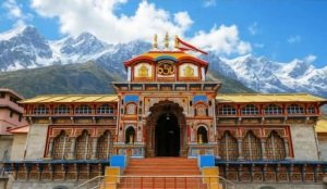 Badrinath માં સીસીટીવી કેમેરામાં સોના-ચાંદી, નોટોના બંડલ લઇ જતો આરોપી દેખાયો