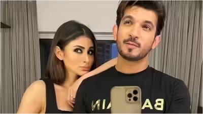 Mouni Roy છૂટાછેડા પછી તેના સહ-અભિનેતા અર્જુન બિજલાનીને ડેટ કરી રહી નથી