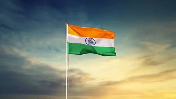 ૨૨ જુલાઈ: ‘રાષ્ટ્રીય ધ્વજ અંગીકાર દિન’ – તિરંગાની ગરિમા, શૌર્ય અને રાષ્ટ્રચેતનાનો ઉત્સવ