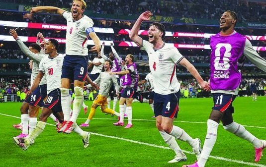 FIFA World Cup 2026 હવે તેનાં સૌથી રોમાંચક અને અંતિમ ચરણ તરફ પહોંચી ગયો છે