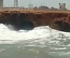 Devbhoomi Dwarka માં રેડ એલર્ટઃ તોફાની દરિયા વચ્ચે ગોમતી ઘાટ બંધ