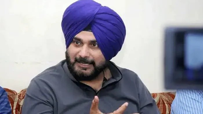 Navjot Singh Sidhu પોતાના પત્તા જાહેર કરી રહ્યા નથી, સમર્થકોને વાપસીની આશા છે