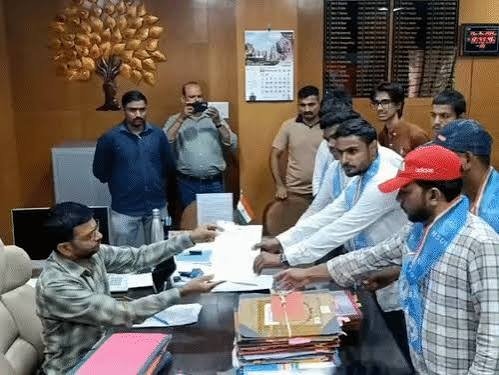 Vadodara: ખાનગી યુનિવર્સિટીની હોસ્ટેલના ભોજન સામે વિદ્યાર્થીઓનો વિરોધ,NSUI એ તપાસ કમિટીની માગ કરી