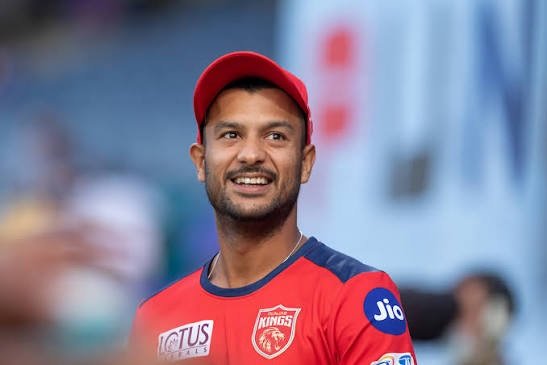 ટીમ ઈન્ડિયામાંથી બહાર રહેલા Mayank Agarwal ને કોલ-અપ મળ્યો છે અને તે ઈંગ્લેન્ડમાં પોતાની પ્રતિભા દર્શાવશે