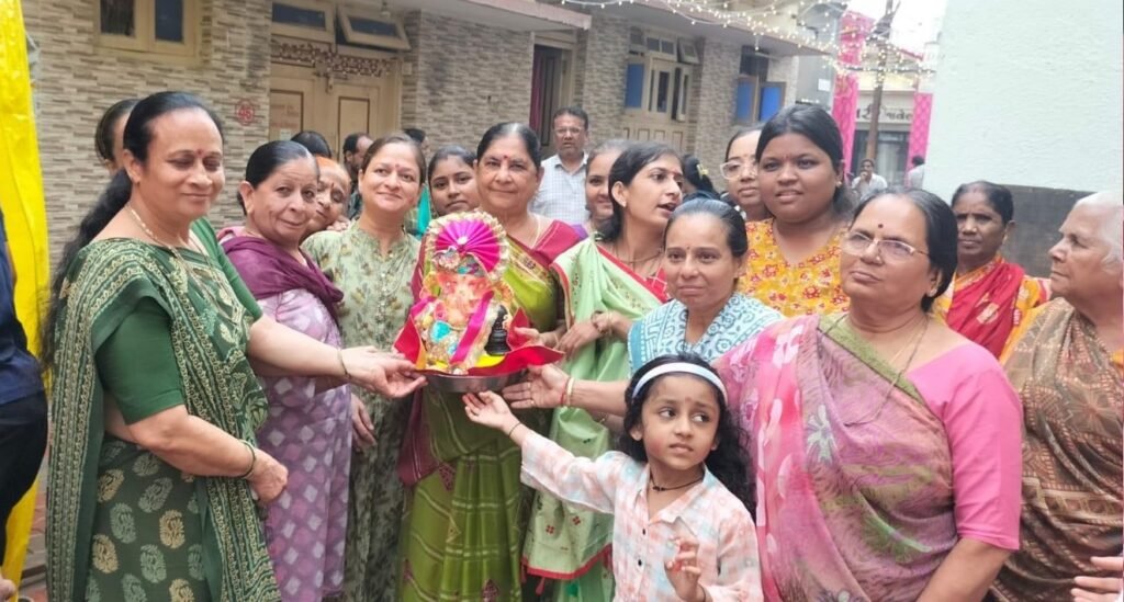 Morbiમાં વિઘ્નહર્તા દુંદાળા દેવ ગણપતિ બાપ્પાના ભવ્ય સ્વાગત સાથે ગણેશ મહોત્સવનો પ્રારંભ