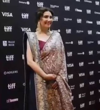 ટોરોન્ટો ફિલ્મ ફેસ્ટિવલમાં Mahira Khanએ બેબી બમ્પ બતાવ્યો