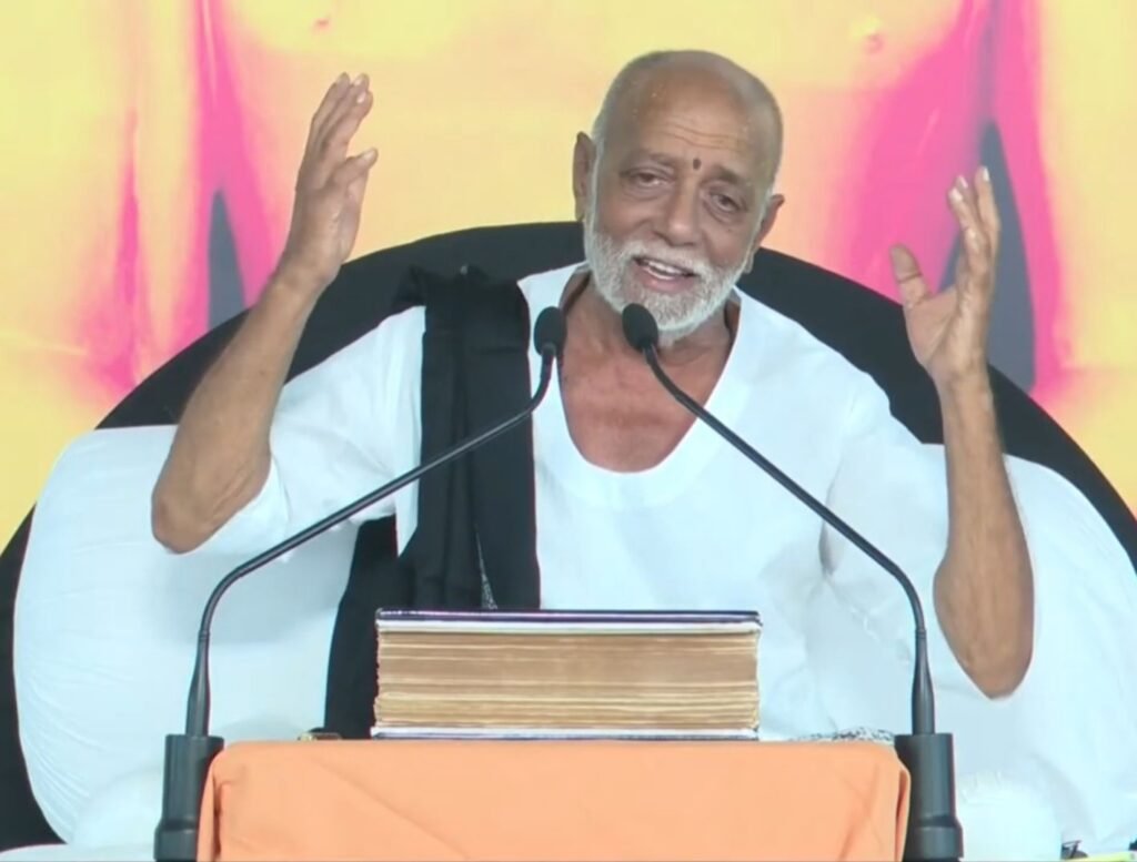 માનસનું દર્શન કલ્યાણકારી છેઃ Morari Bapu