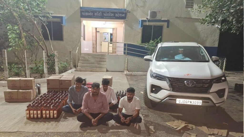 Morbiમાં SMC ટીમ ત્રાટકી, ૧૦.૪૧ લાખના દારૂ સહીત ૩૫ લાખથી વધુનો મુદામાલ જપ્ત