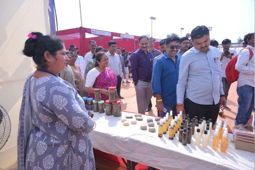 Surendranagar મેળાના મેદાન ખાતે ૧૨ દિવસીય સ્વદેશી મેળાનો શુભારંભ